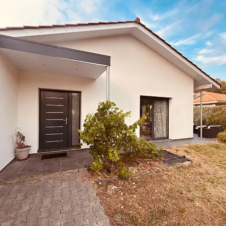 וילה House 8 Pers And Forest Jemeressource לבן